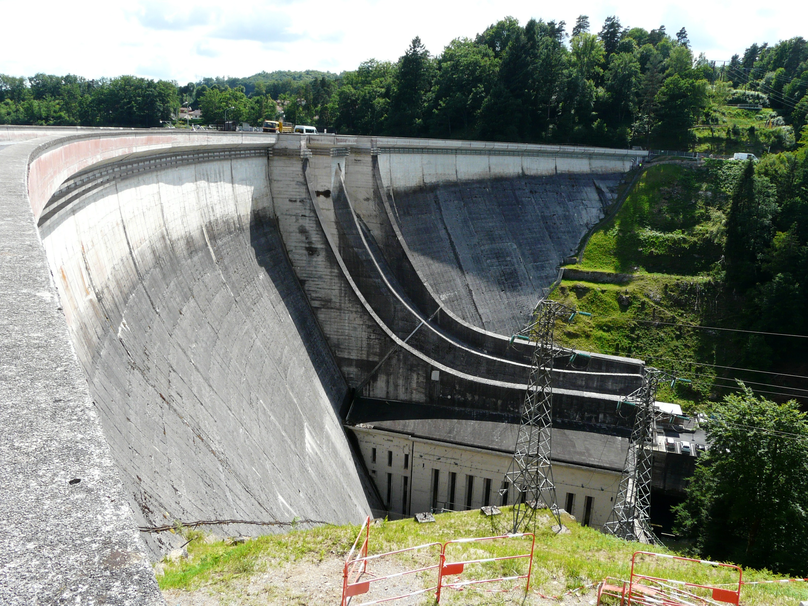 Barrage de Saint-Étienne-Cantalès