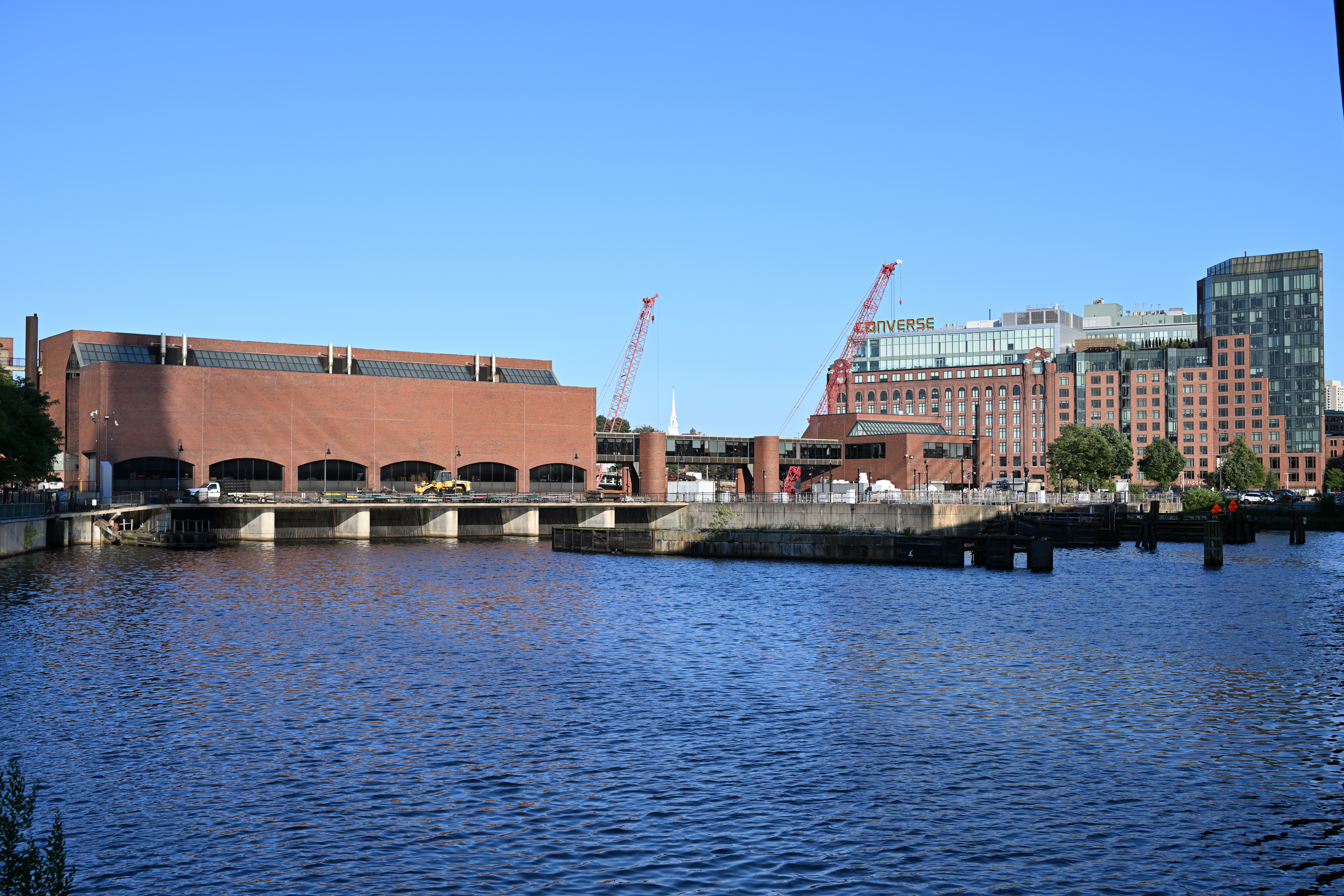 New Charles River Dam