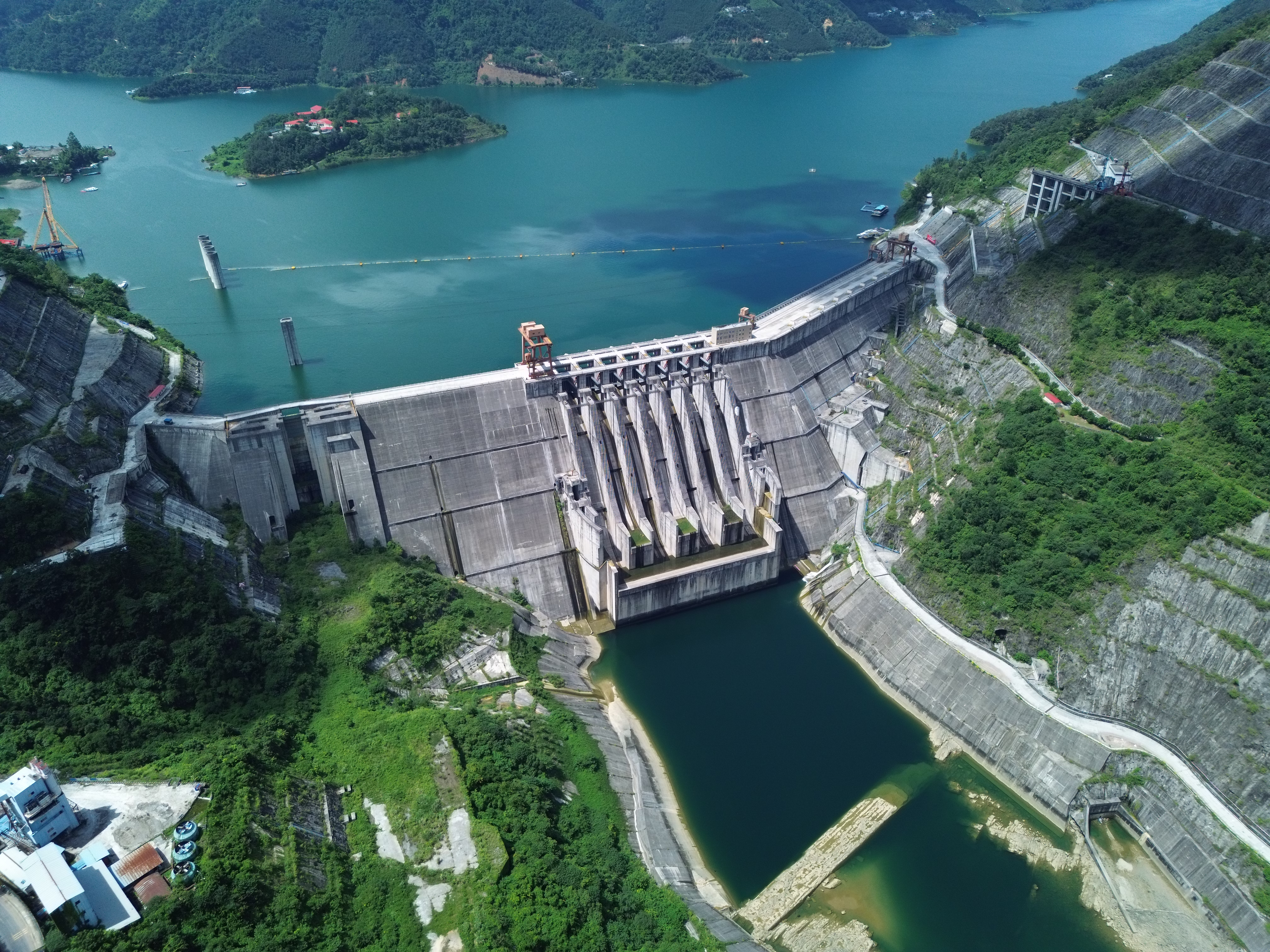 龙滩水利枢纽大坝