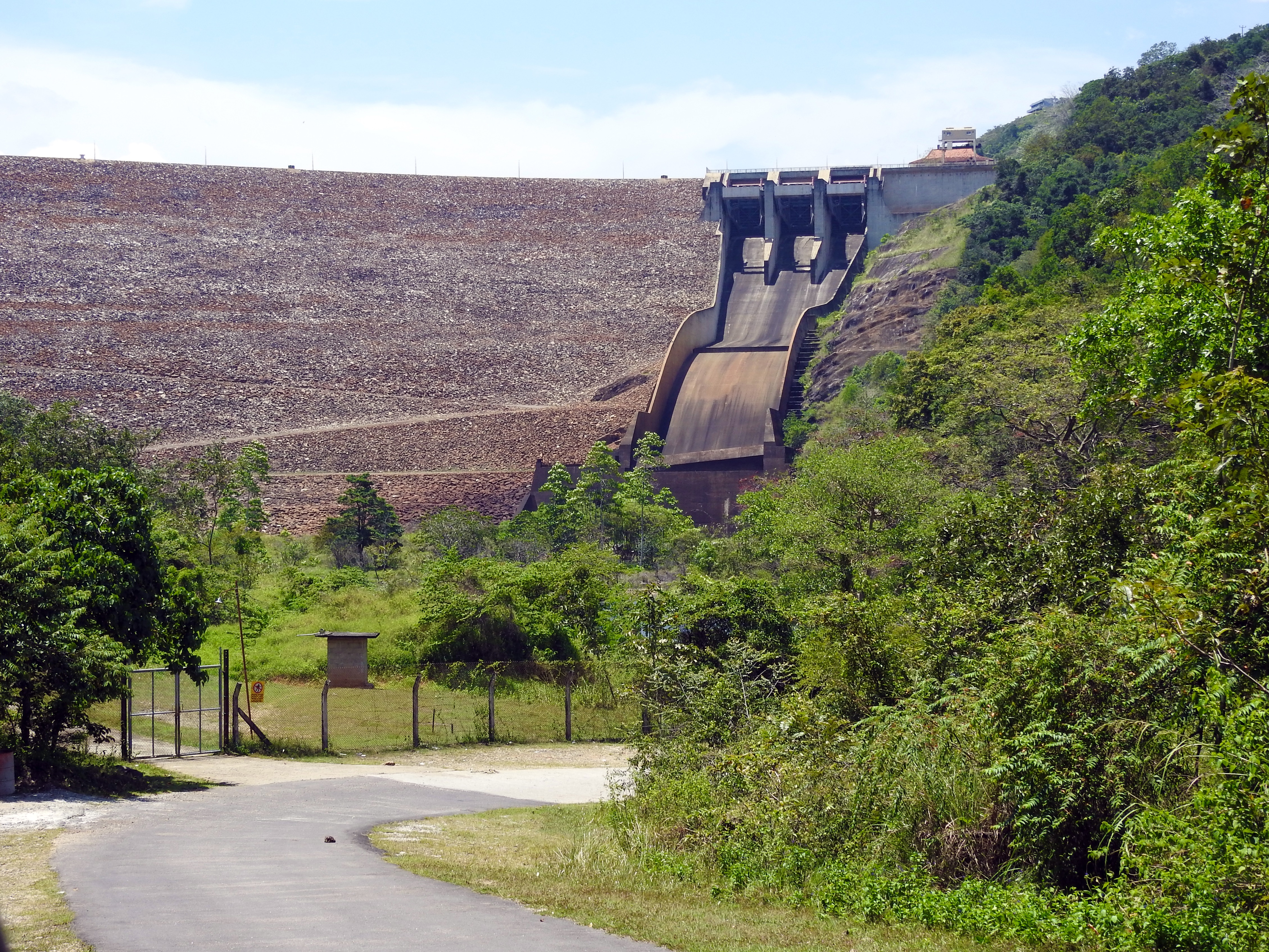 Samanala Dam