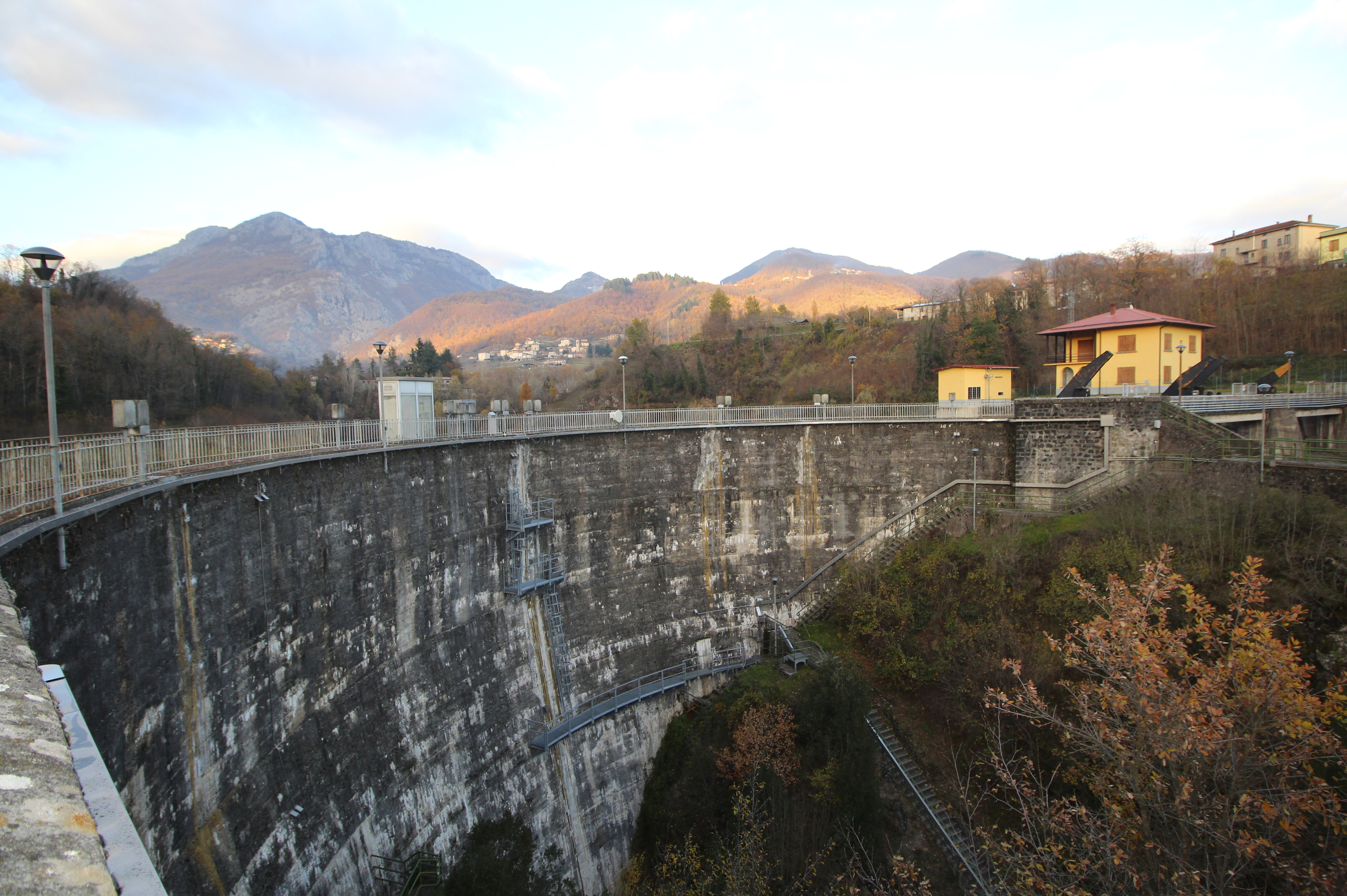 Diga di Villa Collemandina