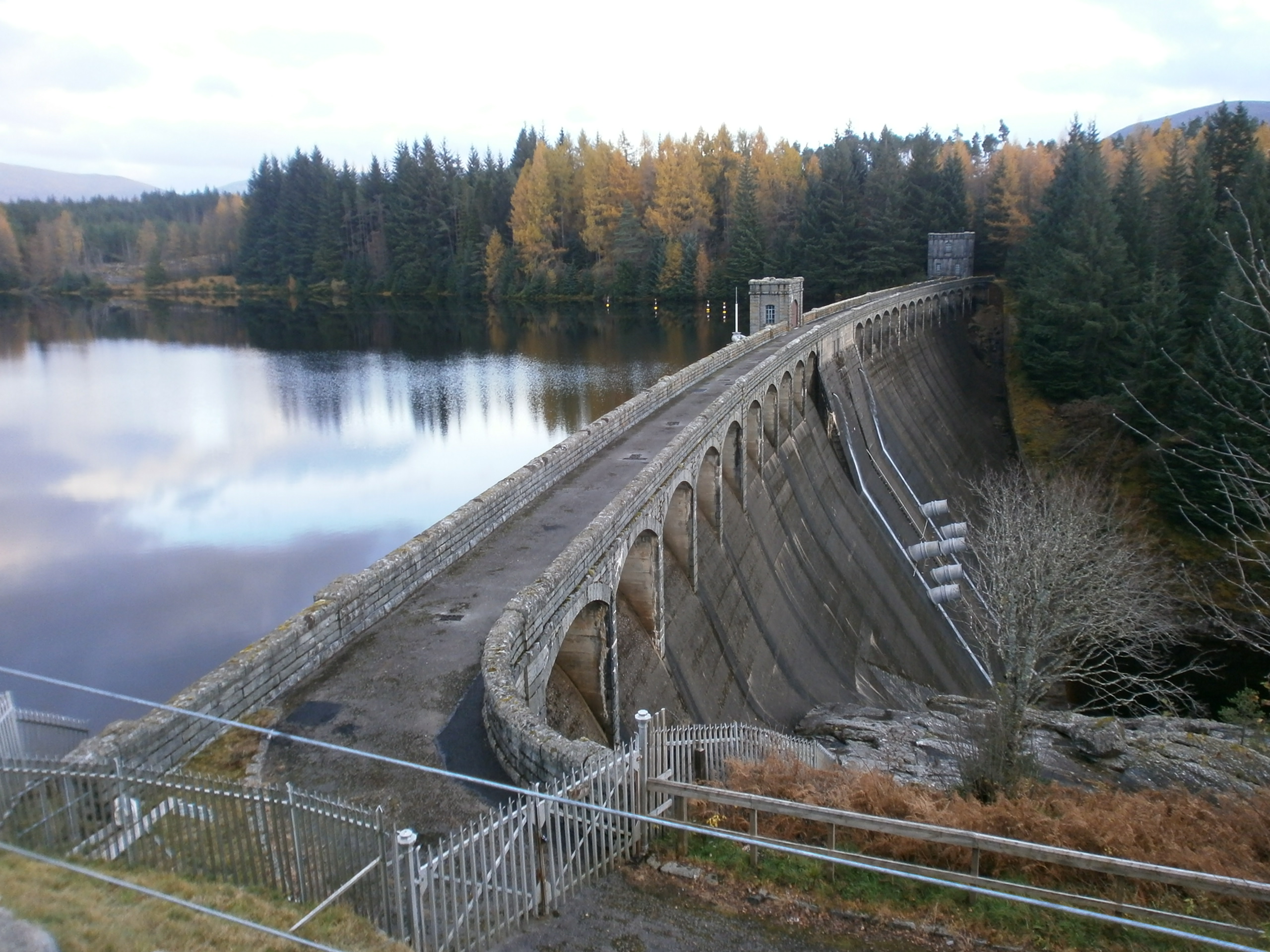 Laggan Dam