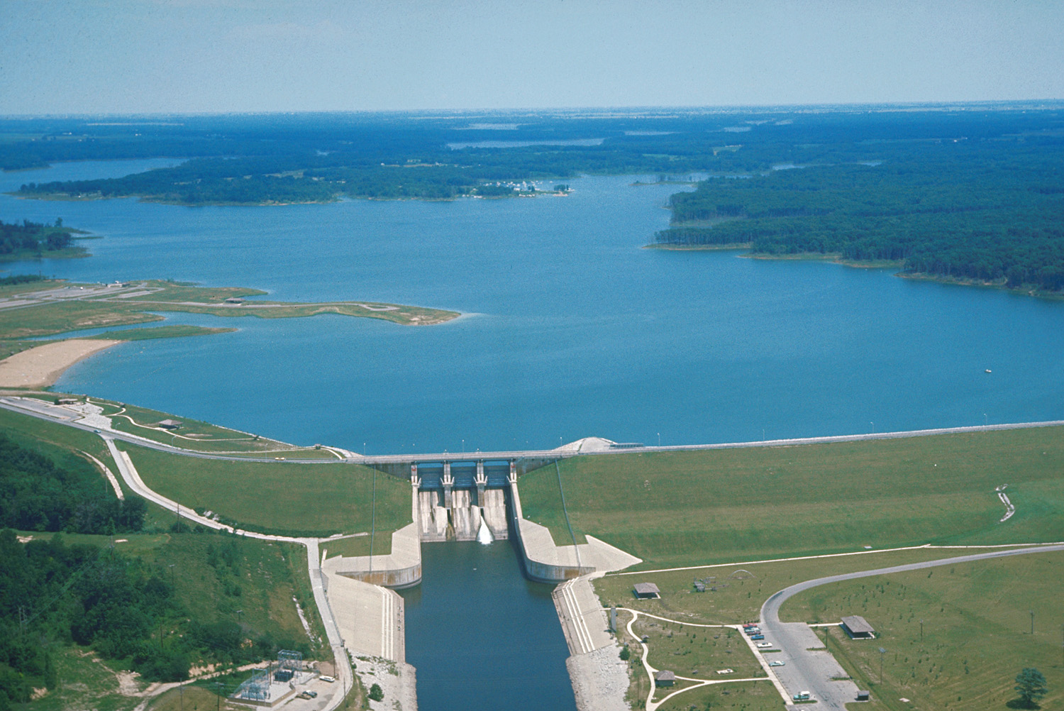 Lake Shelbyville Dam
