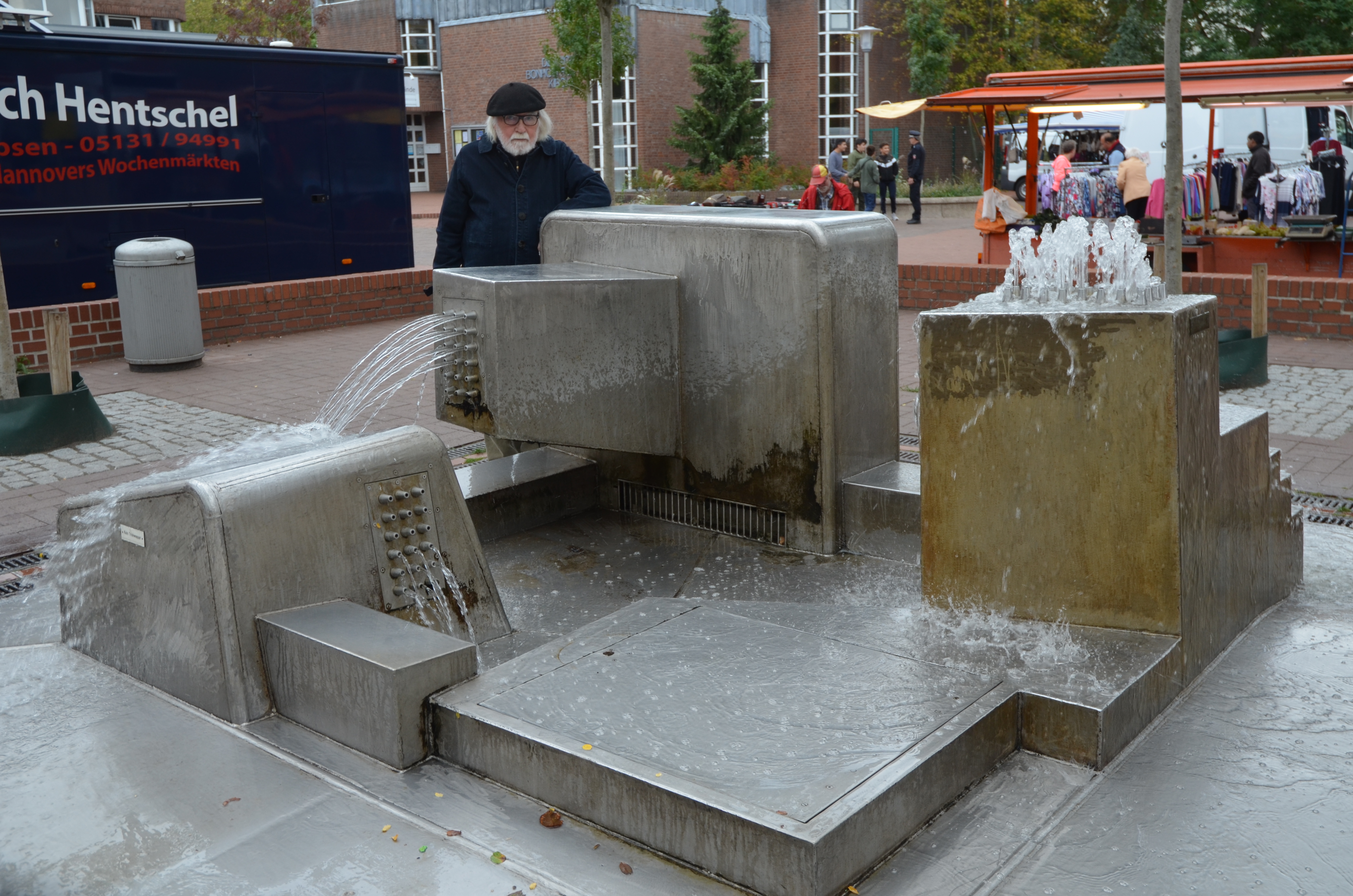 Roderbruchmarktbrunnen