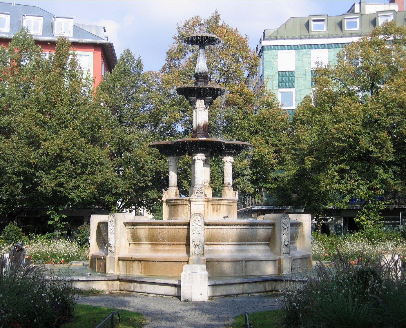 Glaspalast Brunnen
