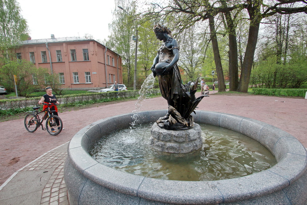 Фонтан "Флора"