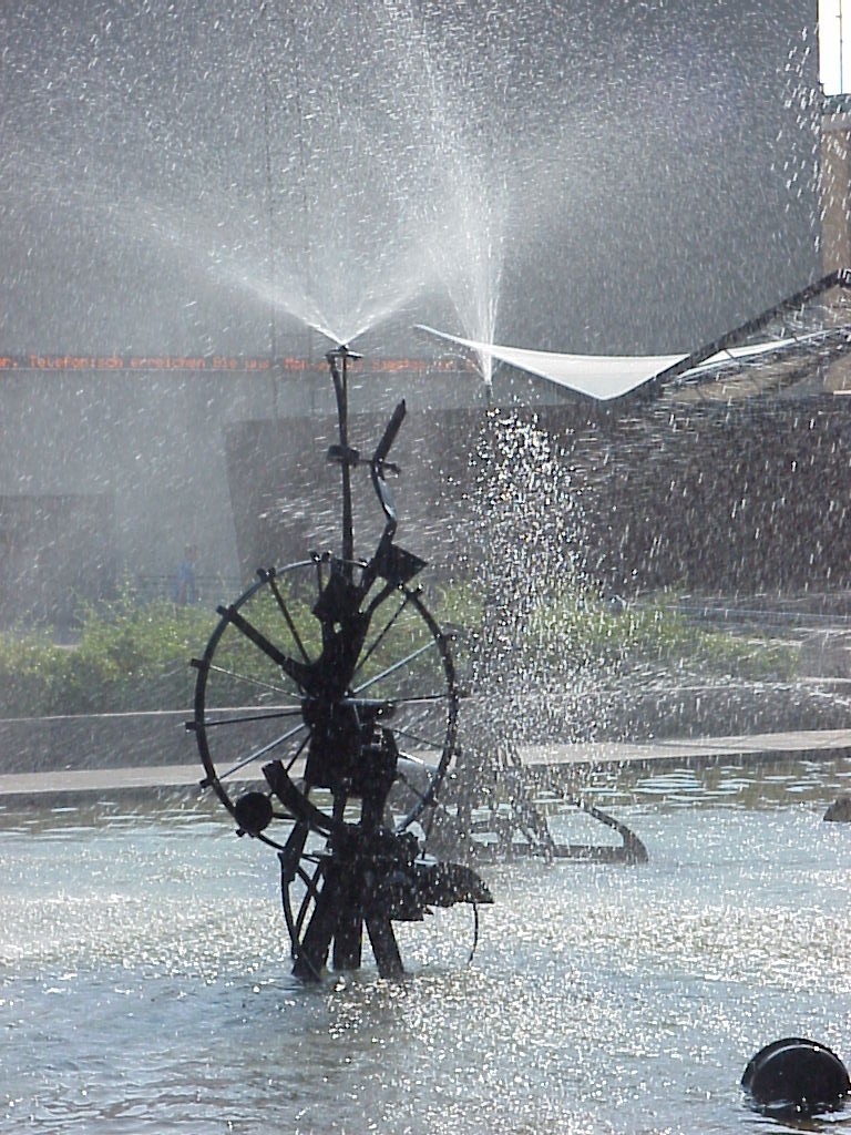 Tinguely-Brunnen
