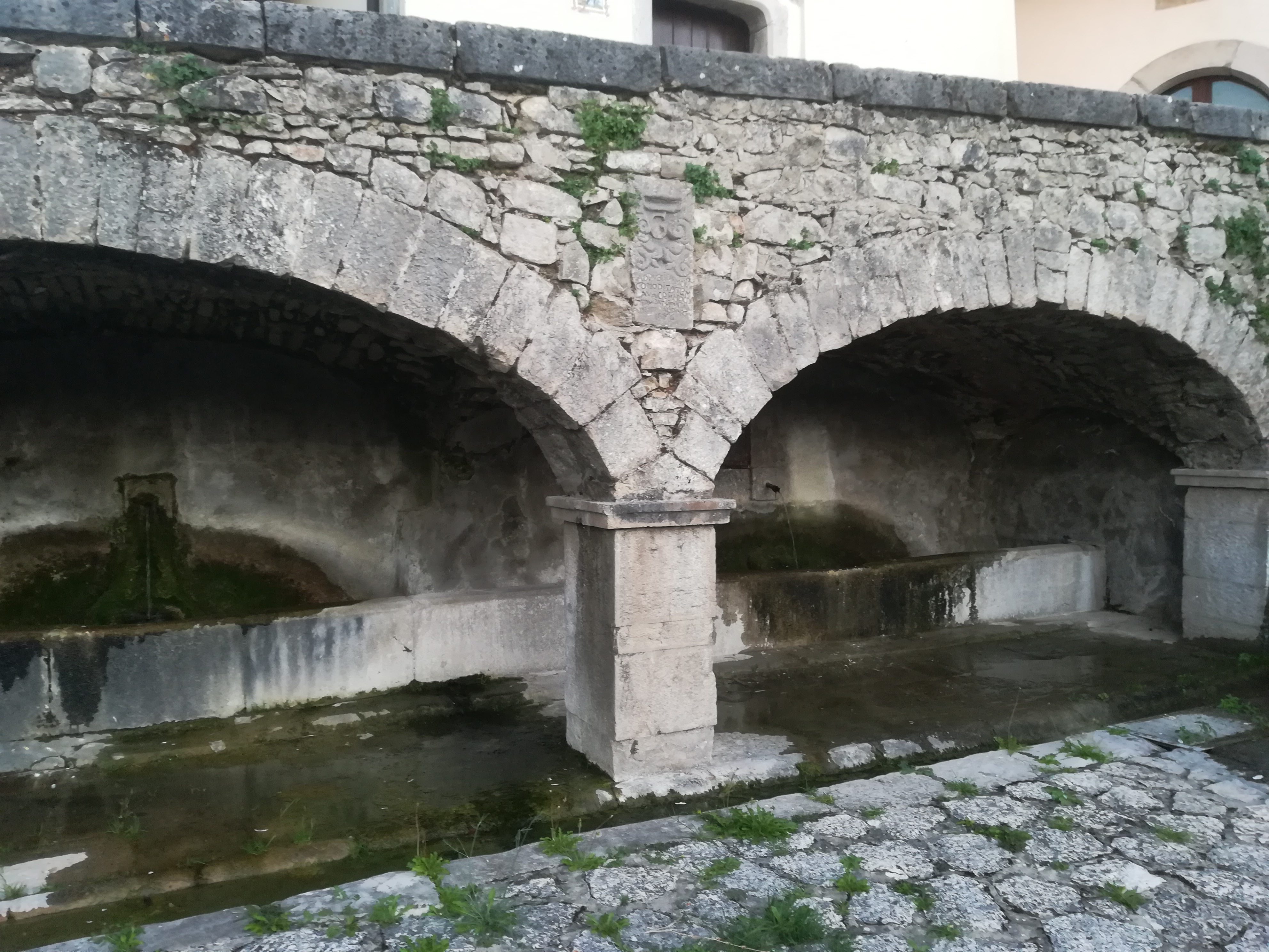 Fontana Canale