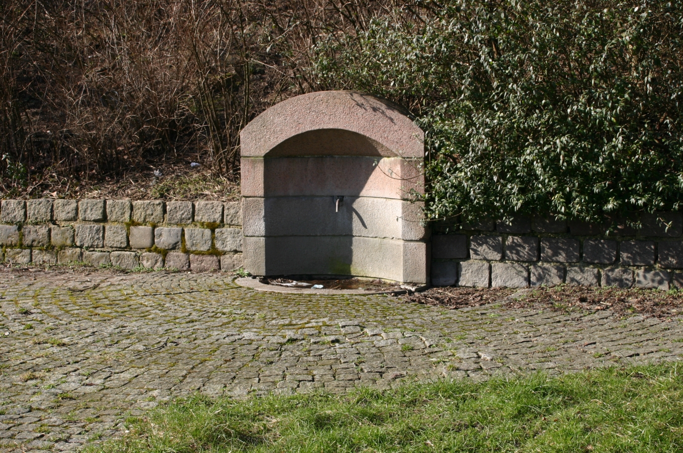 Sankt Nicolaus Kilde