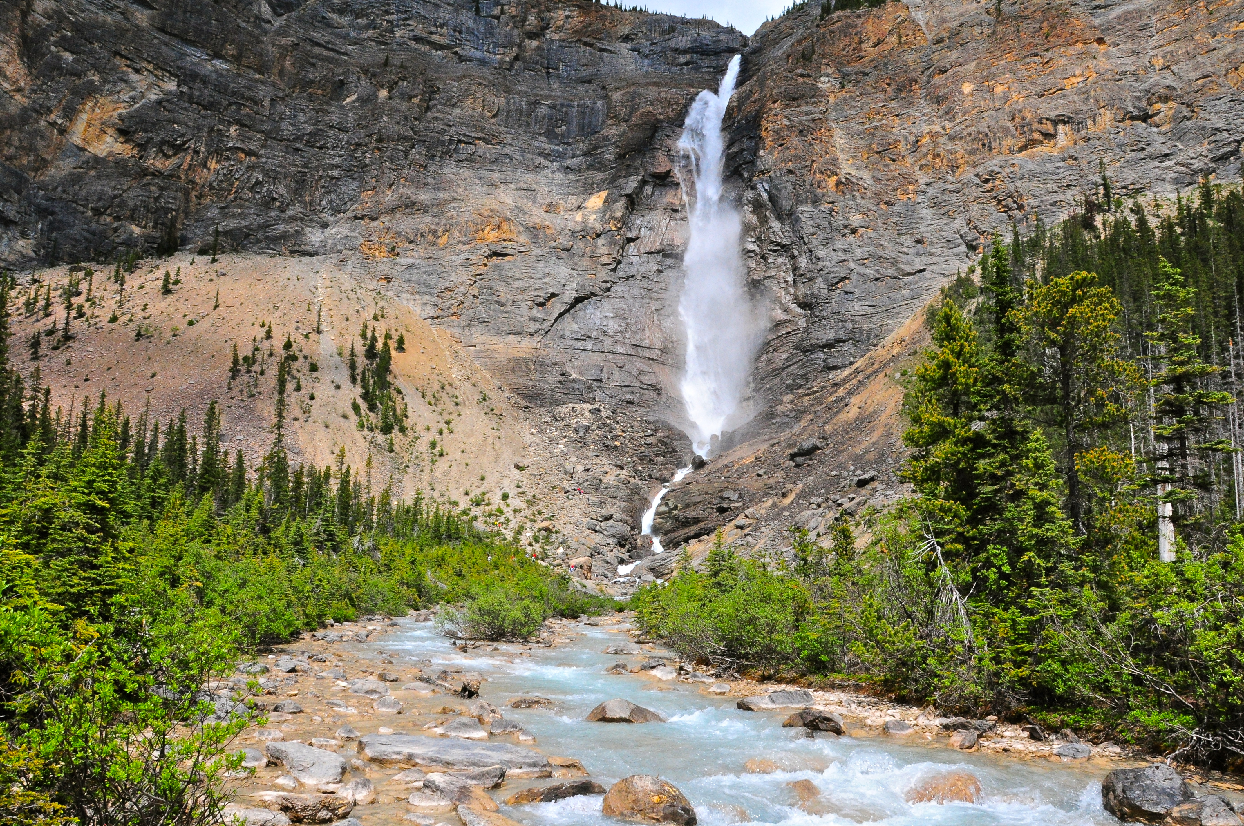 Takakkaw Falls
