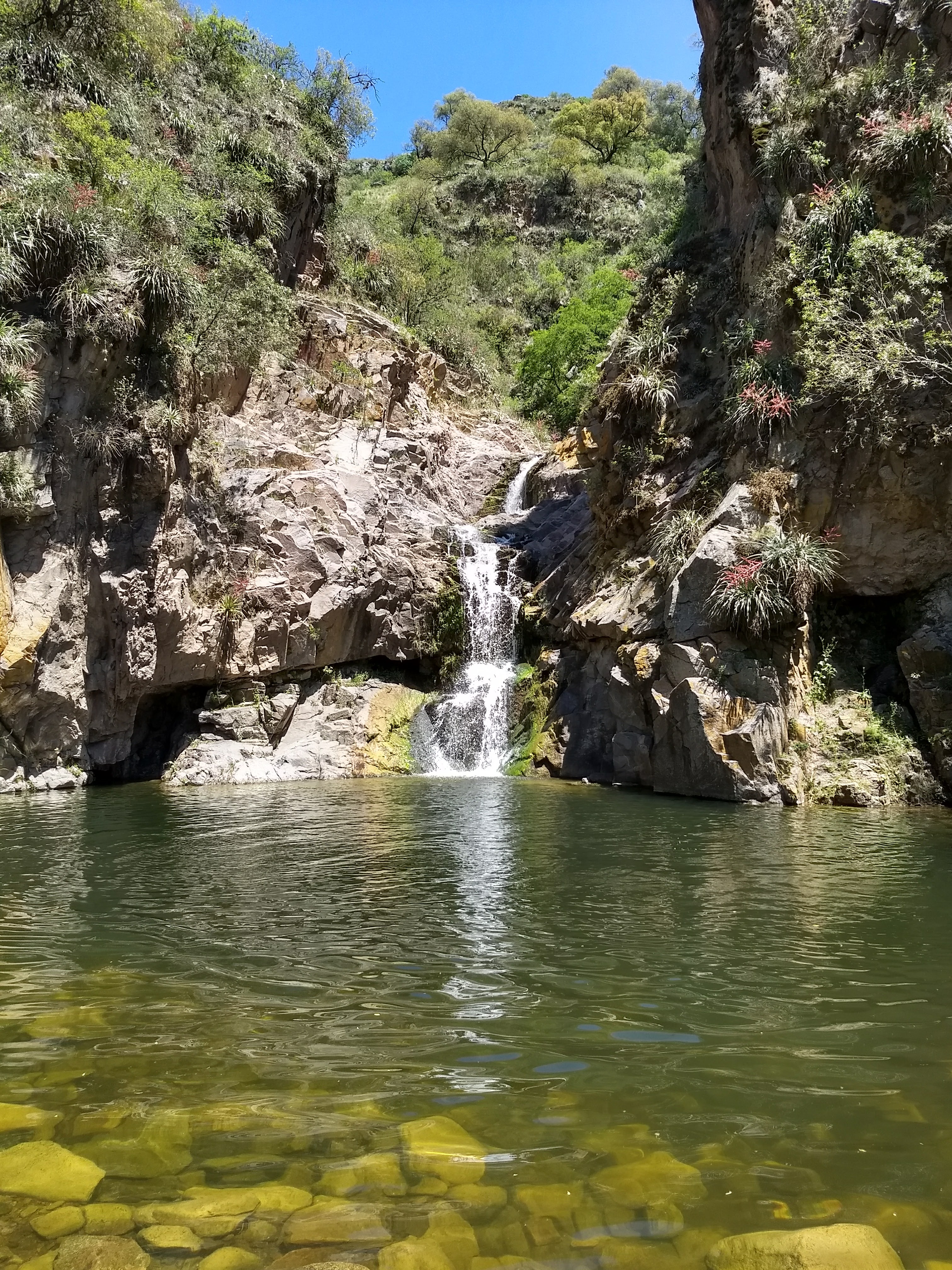 Cascada Los Hornillos